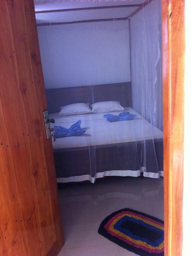 Nethmi Homestay & Restaurant Tangalle Bagian luar foto