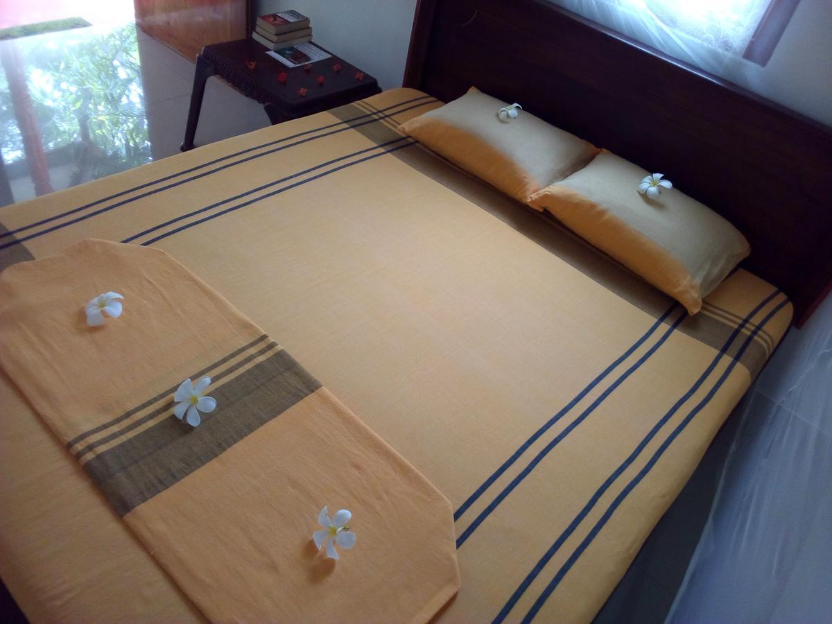 Nethmi Homestay & Restaurant Tangalle Ruang foto