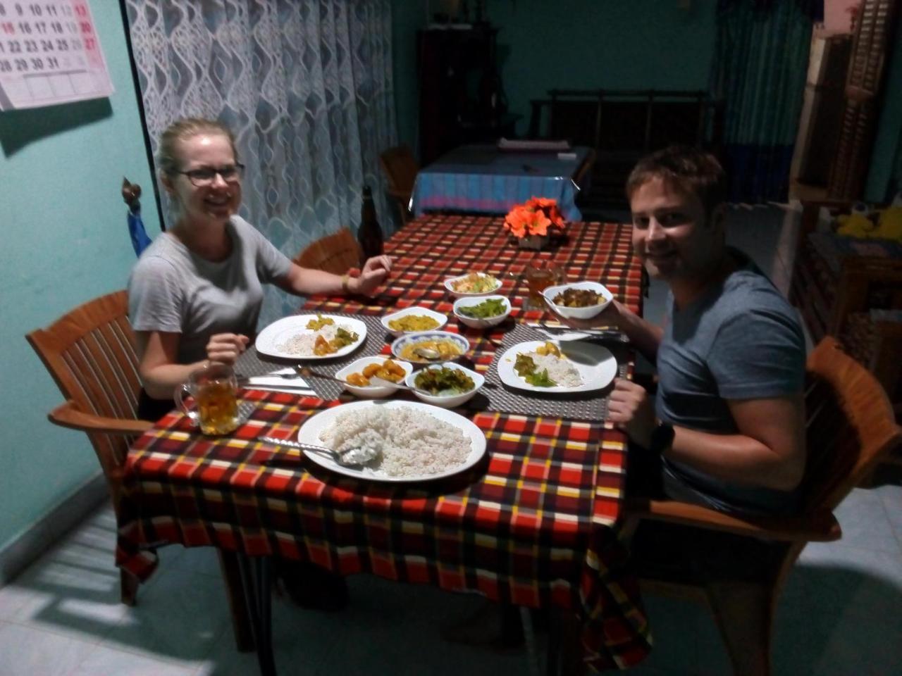 Nethmi Homestay & Restaurant Tangalle Bagian luar foto