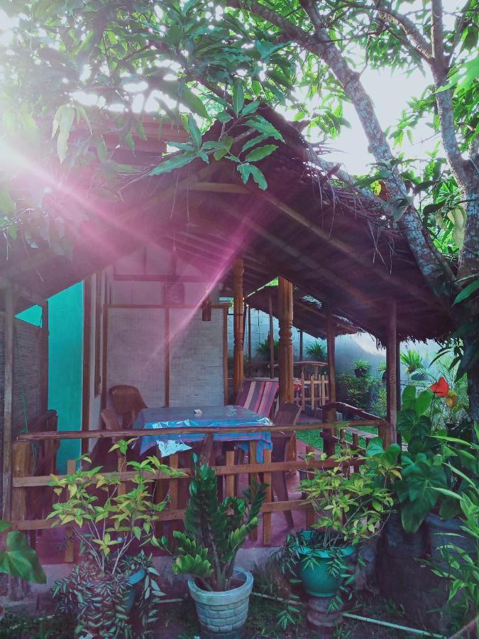 Nethmi Homestay & Restaurant Tangalle Bagian luar foto
